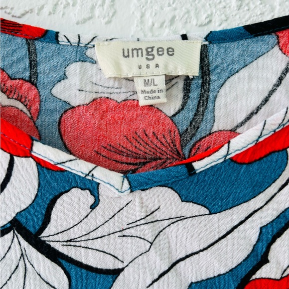 Poncho-style overlay top/swimsuit coverup - Picture 7 of 8